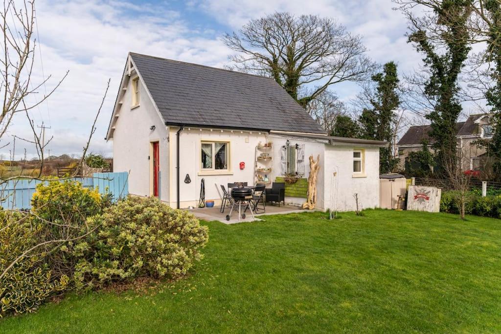 The Gate House Villa Kirkistown Exteriör bild